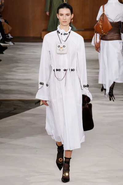 Look 6